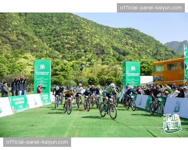 西湖龙坞挑战赛设男子精英、大师、女子、大众组,分时段发车确保安全 西湖龙坞挑战赛设男子精英、大师、女子、大众组,分时段发车确保安全